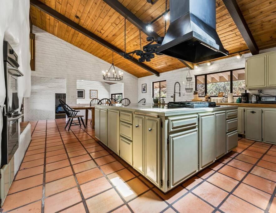 Scenic Spanish Rancho - Breathtaking Views Three Rivers Ngoại thất bức ảnh